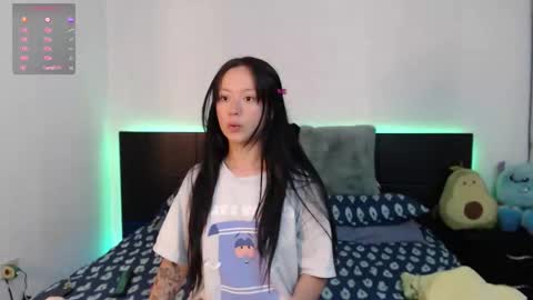 Snapshot of lyshana chatting on 09-09-25, 11:21 lyshana online show from 09-09-25, 11:21