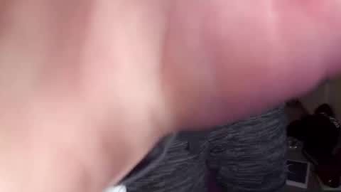 Snapshot of lyssx0 chatting on 02-11-26, 09:14 Lyss online show from 02-11-26, 09:14