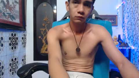 Snapshot of lyubovmoya3 chatting on 12-30-24, 06:49 SWEETPINOY online show from 12-30-24, 06:49