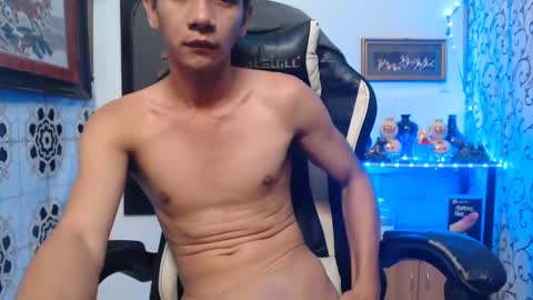 Snapshot of lyubovmoya3 chatting on 01-18-25, 04:53 SWEETPINOY online show from 01-18-25, 04:53