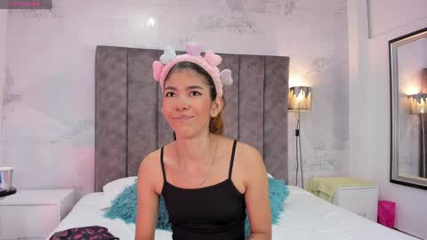 Lyxi online show from 01-30-25, 11:44