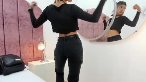 Lyxi online show from 02-28-25, 06:09
