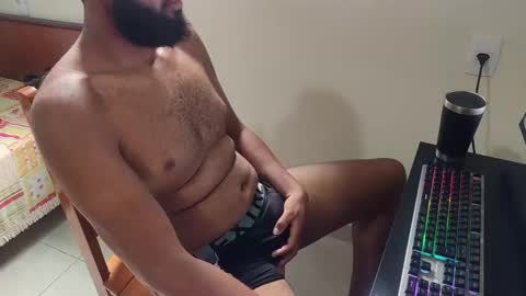 m0ren01995 online show from 01-08-26, 12:51