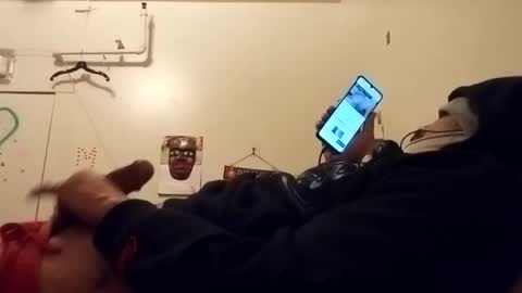 Snapshot of m12077404428107 chatting on 11-24-25, 12:27 m12077404428107 online show from 11-24-25, 12:27