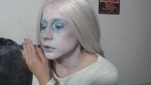 Snapshot of m4ng4b1tch chatting on 09-14-25, 11:09 m4ng4b1tch online show from 09-14-25, 11:09