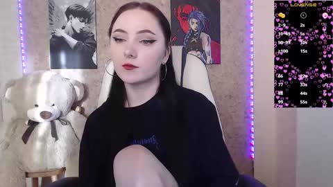 Snapshot of m_e_l_i_s_s_a_ chatting on 10-20-25, 11:43 Melissa online show from 10-20-25, 11:43