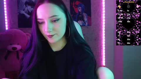 Snapshot of m_e_l_i_s_s_a_ chatting on 11-20-25, 01:39 Melissa online show from 11-20-25, 01:39