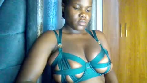 m_tits3 online show from 02-01-26, 10:03