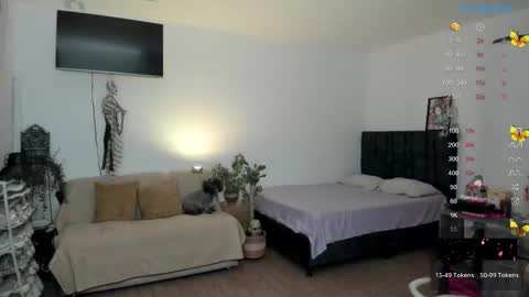 maaddy_ online show from 10-29-25, 02:58