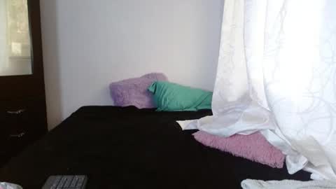 maaddy_thompson online show from 12-05-25, 08:27