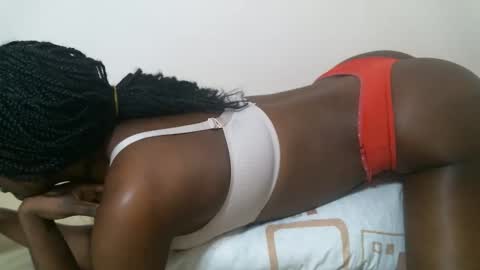 maars_mimi online show from 10-14-25, 03:24