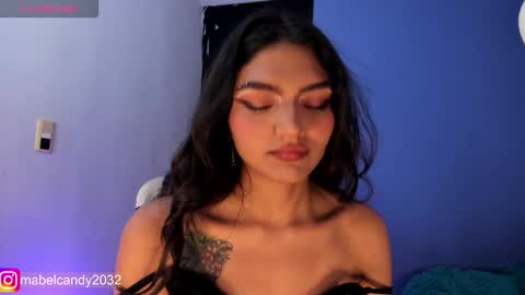 Snapshot of mabel_candy chatting on 10-18-25, 02:29 Mabel Candy online show from 10-18-25, 02:29
