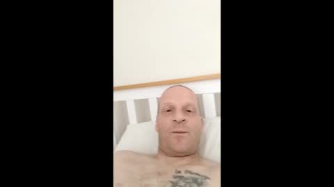 mabigballs12345 online show from 04-12-26, 08:19