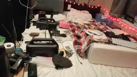 mac1119 online show from 04-10-26, 07:46