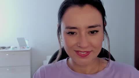Snapshot of macarenax chatting on 09-26-25, 12:42 Maca online show from 09-26-25, 12:42