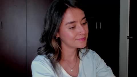 Snapshot of macarenax chatting on 11-05-25, 03:34 Maca online show from 11-05-25, 03:34