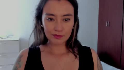 Snapshot of macarenax chatting on 11-12-25, 01:22 Maca online show from 11-12-25, 01:22