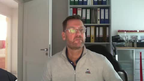 Snapshot of macfly67 chatting on 12-27-24, 10:55 macfly67 online show from 12-27-24, 10:55