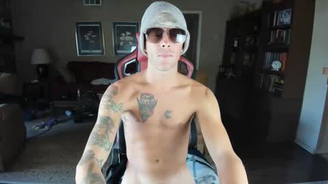 Snapshot of machinecumkelly69 chatting on 11-12-25, 06:52 machinecumkelly69 online show from 11-12-25, 06:52
