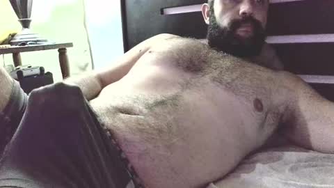 machoathome online show from 12-26-24, 05:04