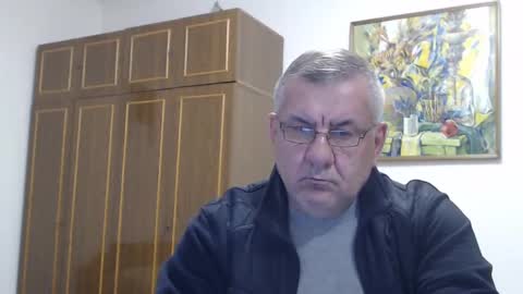 Snapshot of machomale3 chatting on 12-20-24, 09:39 Macho online show from 12-20-24, 09:39