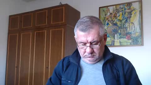 Snapshot of machomale3 chatting on 12-22-24, 11:00 Macho online show from 12-22-24, 11:00