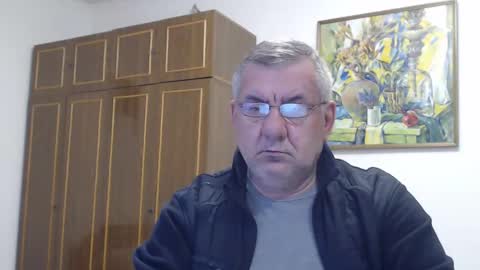 Snapshot of machomale3 chatting on 12-31-24, 06:16 Macho online show from 12-31-24, 06:16