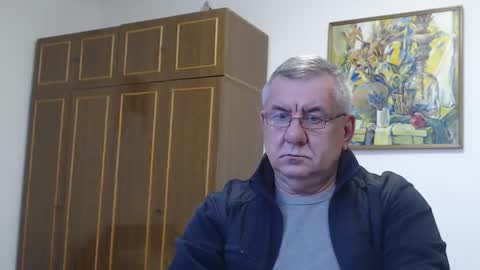 Snapshot of machomale3 chatting on 12-31-24, 02:03 Macho online show from 12-31-24, 02:03