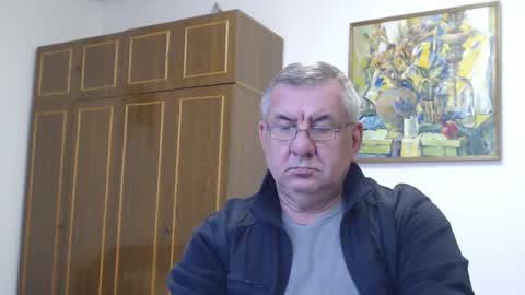 Snapshot of machomale3 chatting on 01-03-25, 01:14 Macho online show from 01-03-25, 01:14
