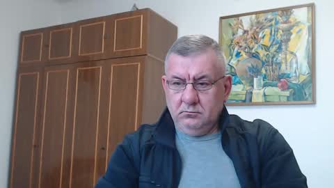 Snapshot of machomale3 chatting on 01-11-25, 11:56 Macho online show from 01-11-25, 11:56