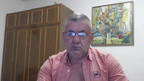 Snapshot of machomale3 chatting on 01-11-25, 08:43 Macho online show from 01-11-25, 08:43