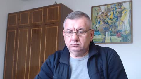Snapshot of machomale3 chatting on 01-16-25, 12:31 Macho online show from 01-16-25, 12:31