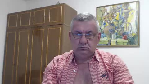Snapshot of machomale3 chatting on 01-16-25, 08:03 Macho online show from 01-16-25, 08:03