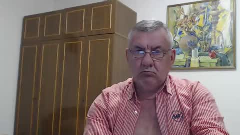 Snapshot of machomale3 chatting on 01-18-25, 11:44 Macho online show from 01-18-25, 11:44