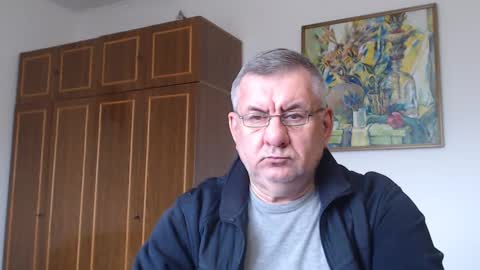 Snapshot of machomale3 chatting on 01-24-25, 11:04 Macho online show from 01-24-25, 11:04