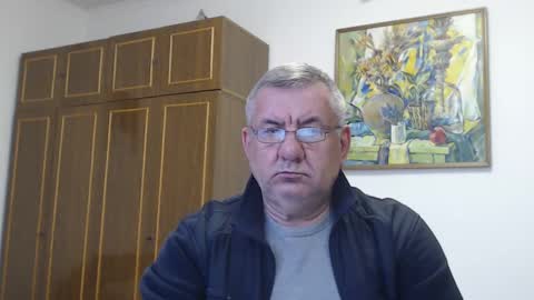 Snapshot of machomale3 chatting on 01-24-25, 02:19 Macho online show from 01-24-25, 02:19