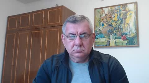 Snapshot of machomale3 chatting on 01-28-25, 01:59 Macho online show from 01-28-25, 01:59