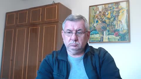 Snapshot of machomale3 chatting on 01-31-25, 01:56 Macho online show from 01-31-25, 01:56