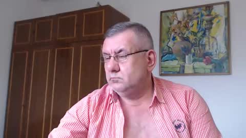 Snapshot of machomale3 chatting on 02-01-25, 01:20 Macho online show from 02-01-25, 01:20