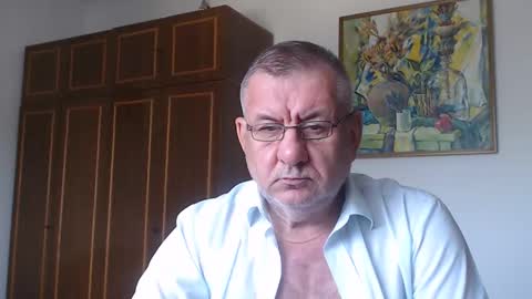 Snapshot of machomale3 chatting on 09-14-25, 01:10 Macho online show from 09-14-25, 01:10