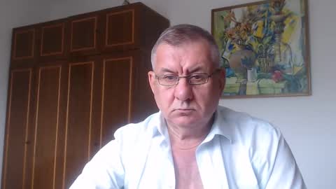 Snapshot of machomale3 chatting on 09-16-25, 01:12 Macho online show from 09-16-25, 01:12