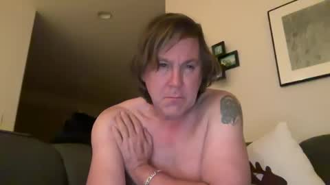 Snapshot of macjac2016 chatting on 12-28-24, 05:55 xStraightEdgex online show from 12-28-24, 05:55