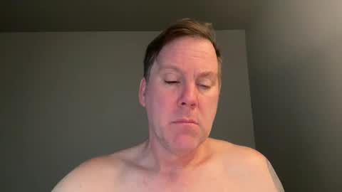 Snapshot of macjac2016 chatting on 01-19-25, 12:38 xStraightEdgex online show from 01-19-25, 12:38