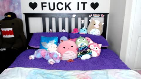 Snapshot of mackenziewolfe chatting on 02-01-25, 08:08 Mackenzie Wolfe online show from 02-01-25, 08:08