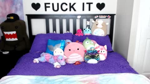 Snapshot of mackenziewolfe chatting on 03-03-25, 08:38 Mackenzie Wolfe online show from 03-03-25, 08:38