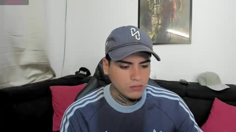 Snapshot of mad_maxxx1 chatting on 10-24-25, 12:19 max online show from 10-24-25, 12:19