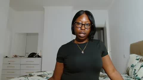 YourMadamIndigo online show from 11-06-25, 08:54