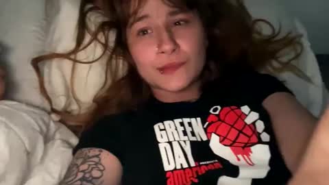 Snapshot of madamme_devorah chatting on 04-03-26, 09:07 Meleena redhead Maria Black hear online show from 04-03-26, 09:07