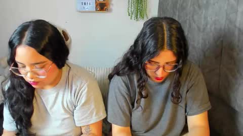 Maddie and Chelsea online show from 01-06-26, 04:32