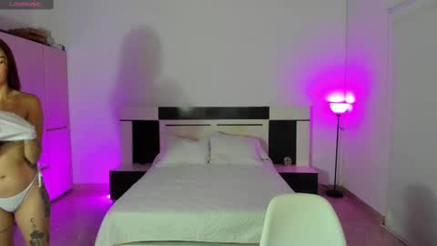 Maddie  online show from 02-24-25, 12:20